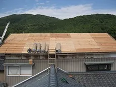 施工中