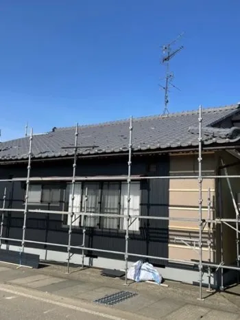 施工中