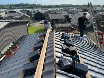 施工中
