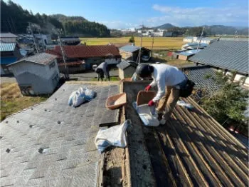 施工中