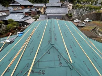 施工中